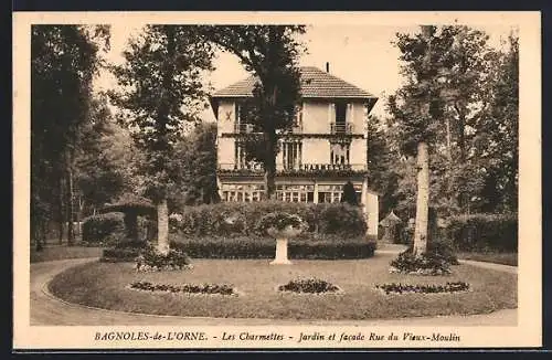 AK Bagnoles-de-l`Orne, Les Charmettes, Jardin et facade Rue du Vieux-Moulin