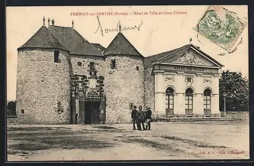 AK Fresnay-sur-Sarthe, Hotel de Ville et vieux Chateau