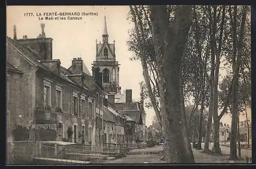AK La Ferté-Bernard, Le Mail et les Canaux