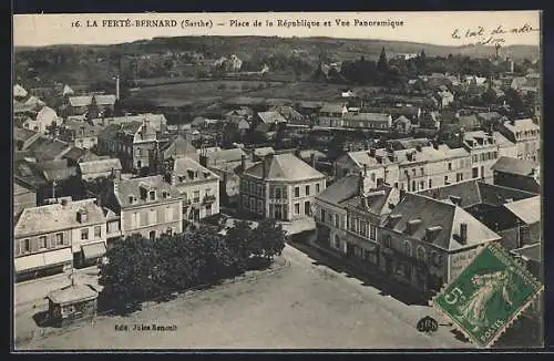 AK La Ferté-Bernard, Place de la République et Vue Panoramique