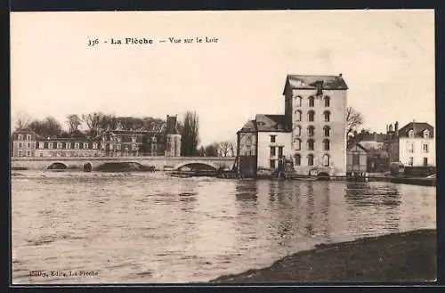 AK La Flèche, Vue sur le Loir