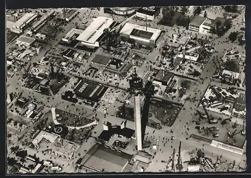 AK Hannover, Hermes-Turm auf dem Messegelände aus der Vogelschau, errichtet 1956