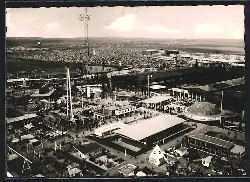 AK Hannover, Messe, Blick vom Hermes-Turm zur Ausstellung