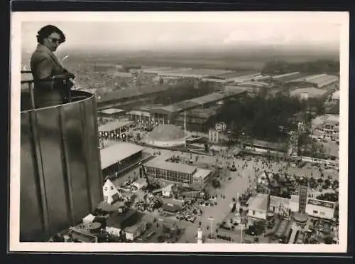 AK Hannover, Blick vom Hermes-Turm auf die Messe