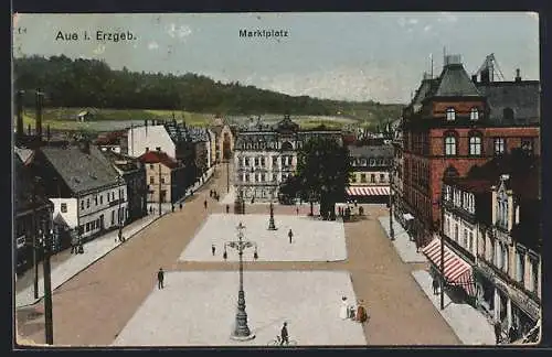 AK Aue / Erzg., Blick über den Marktplatz