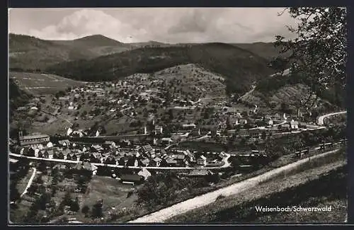 AK Weisenbach /Schwarzwald, Teilansicht mit Strassenpartien