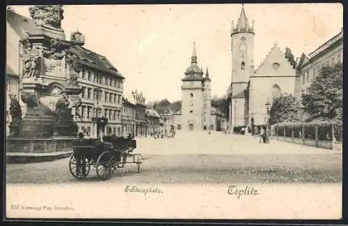 AK Teplitz, Schlossplatz mit Brunnen und Türmen