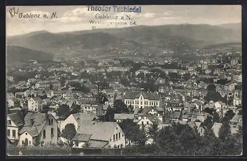 AK Gablonz / Jablonec Nad Nisou, Stadtansicht gegen die Berge