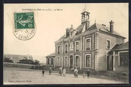 AK Fontenay-Saint-Père, La Mairie avec des habitants sur la place