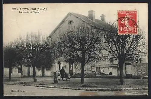 AK Les Alluets-le-Roi, La Mairie et l`École