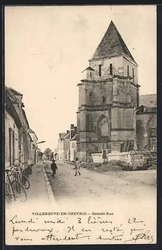 AK Villeneuve-en-Chevrie, la Grande Rue, des vélos posés contre une facade, deux enfants dans la rue