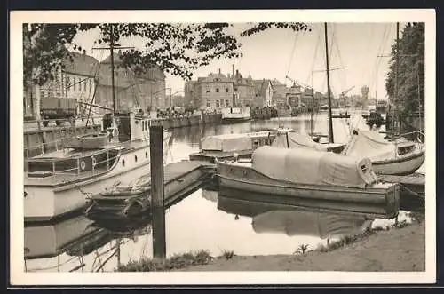 AK Oldenburg / O., am Stau, Boote im Hafen