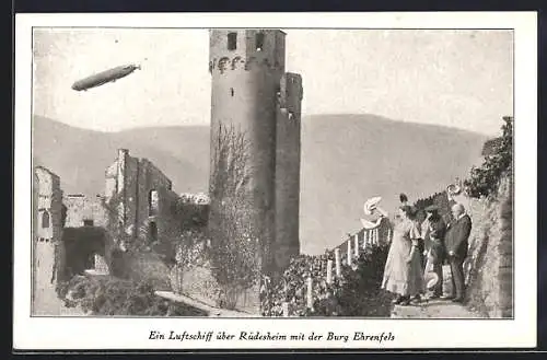 AK Rüdesheim / Rhein, Ein Zeppelin über der Stadt mit Burg Ehrenfels