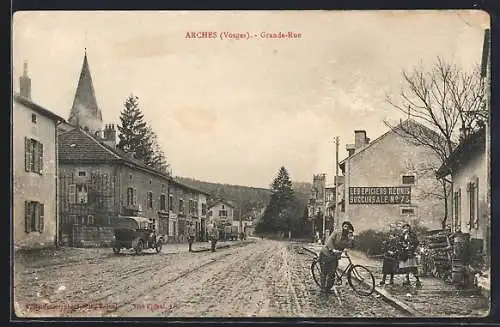 AK Arches, Grande-Rue animée avec cycliste et commerces