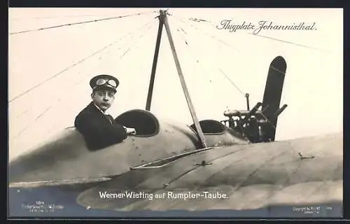 Foto-AK Sanke Nr. 184: Berlin, Flugplatz Johannisthal, Werner Wieting auf Rumpler-Taube