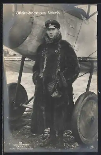 Foto-AK Sanke Nr. 518: Leutnant Göttsch mit Flugzeug, Kampfflieger