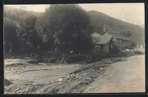 AK Dessendorf, Dammbruchkatastrophe 1916, Partie beim zerstörten Gasthaus Zur Stadt Eger