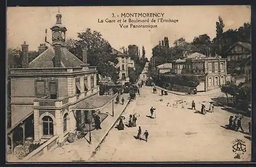 AK Montmorency, La Gare et le Boulevard de l'Ermitage, Vue panoramique