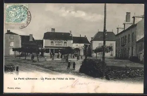 AK La Ferté-sur-Amance, La Place de l`Hôtel de Ville