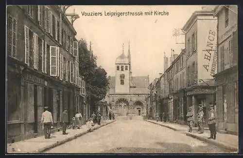 AK Vouziers Leipzigerstrasse mit Kirche