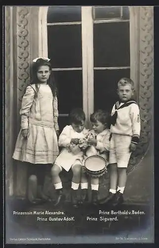 AK Prinzessin Marie Alexandra mit den Prinzen Gustav Adolf, Sigvard und Berthold von Baden