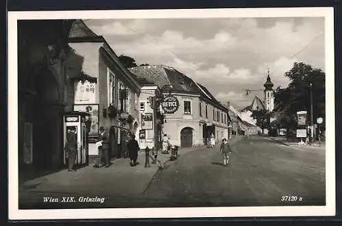 AK Wien-Grinzing, Strassenpartie mit Gasthaus Heuriger