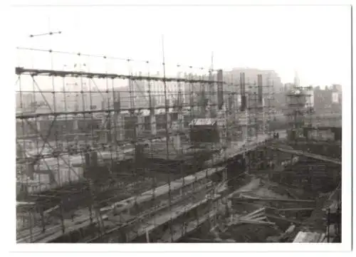 41 Fotografien L. C. C., London, Ansicht London, Bau der Royal Festival Hall 1949-1951, Baustelle