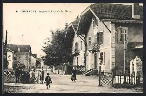 AK Granges, Vosges, Rue de la Gare