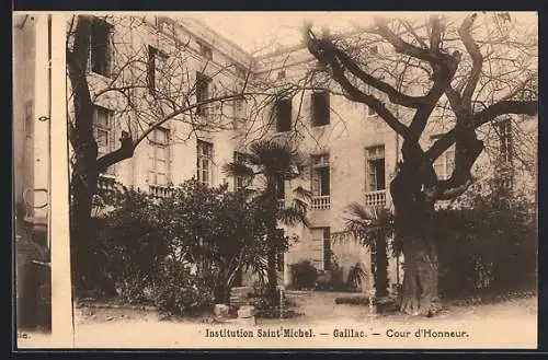 AK Gaillac, Institution Saint-Michel, Cour d`Honneur