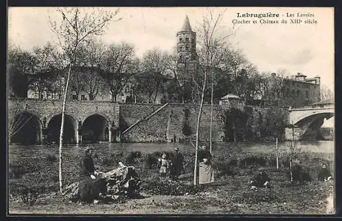 AK Labruguière, Les Lavoirs Clocher et Chateau du XIIIe siècle