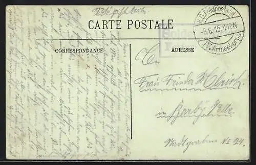 AK Paar in Badeanzug geht durchs Wasser