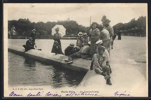 AK Paris, Paris-Vécu, Au Luxembourg, Szene am Wasser