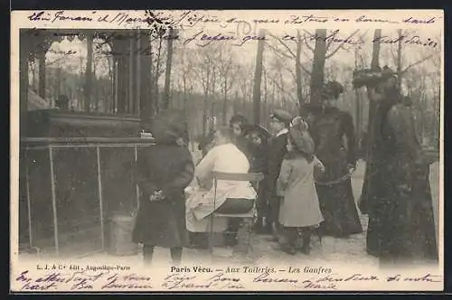 AK Paris Vecu, Aux Tuileries, les Gaufres