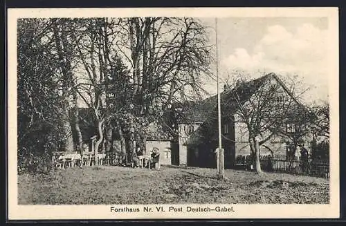 AK Deutsch-Gabel, Gäste vor dem Forsthaus Nr. VI.