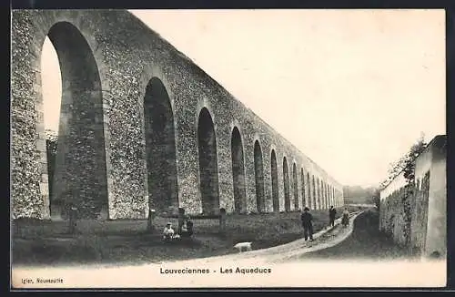 AK Louveciennes, Les Aqueducs