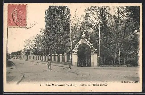 AK Les Mureaux /S.-et-O., Entrée de l`Hotel Esther