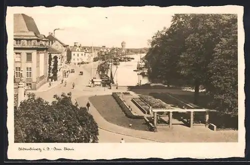 AK Oldenburg i. O., Ansicht am Stau, Schiffe u. Autos