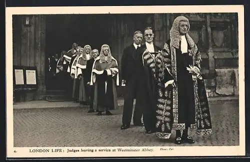 AK London, Judges leaving a service at Westminster Abbey