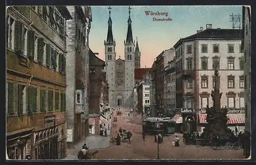 AK Würzburg, Domstrasse mit Passanten