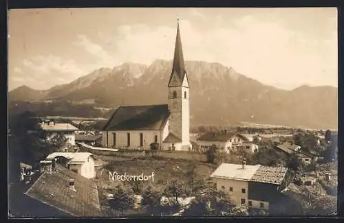 AK Niederndorf, Ortspartie mit Kirche