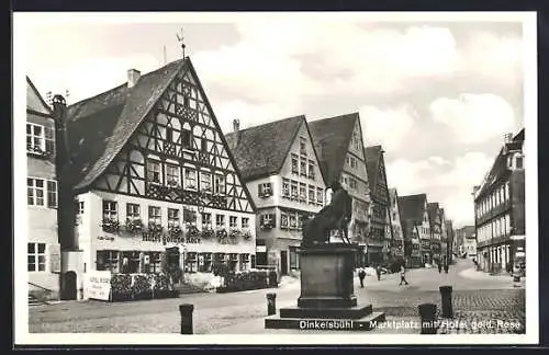 AK Dinkelsbühl, Marktplatz mit Hotel goldne Rose