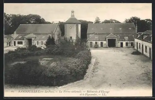 AK Rambouillet, La Ferme nationale: Bâtiments d`élevage et le pigeonnier