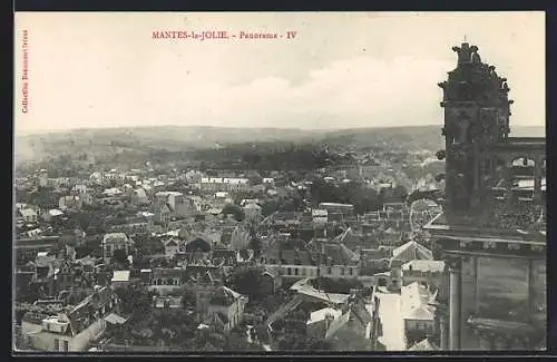 AK Mantes-la-Jolie, Panorama de la ville avec vue sur les toits et la campagne environnante