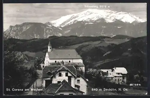 AK St. Corona am Wechsel, Ortspartie mit Kirche und Schneeberg