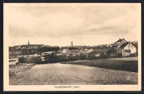 AK Elversberg /Saar, Blick über Felder auf den Ort