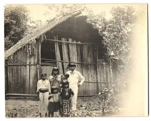 22 Fotografien Ansicht Panama-Stadt, Panamaer mit Familie vor Holzhütte, Ruine der alten Stadt