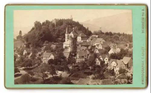 Fotografie T. Gauff, Bensheim, Ansicht Lindenfels i. Odenwald, Blick auf den Ort mit Burg Ruine