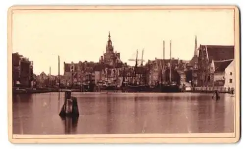 Fotografie H. Schröder, Emden, Ansicht Emden, Partie im Hafen