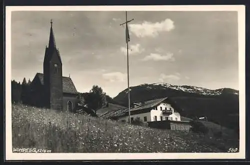 AK Windegg, Die Kirche und ein hohes Kreuz