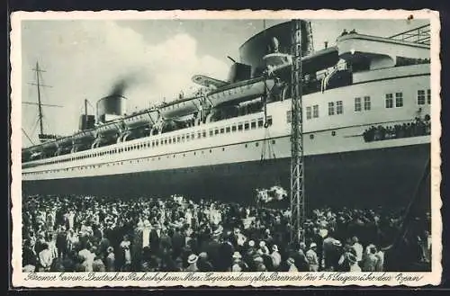 AK Bremerhaven, Passagierschiff Bremen vor der Abfahrt